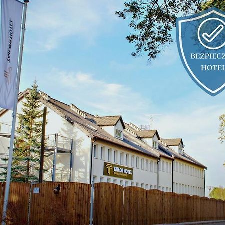 Tailor Hotel Sport & Conference Моронг Екстериор снимка