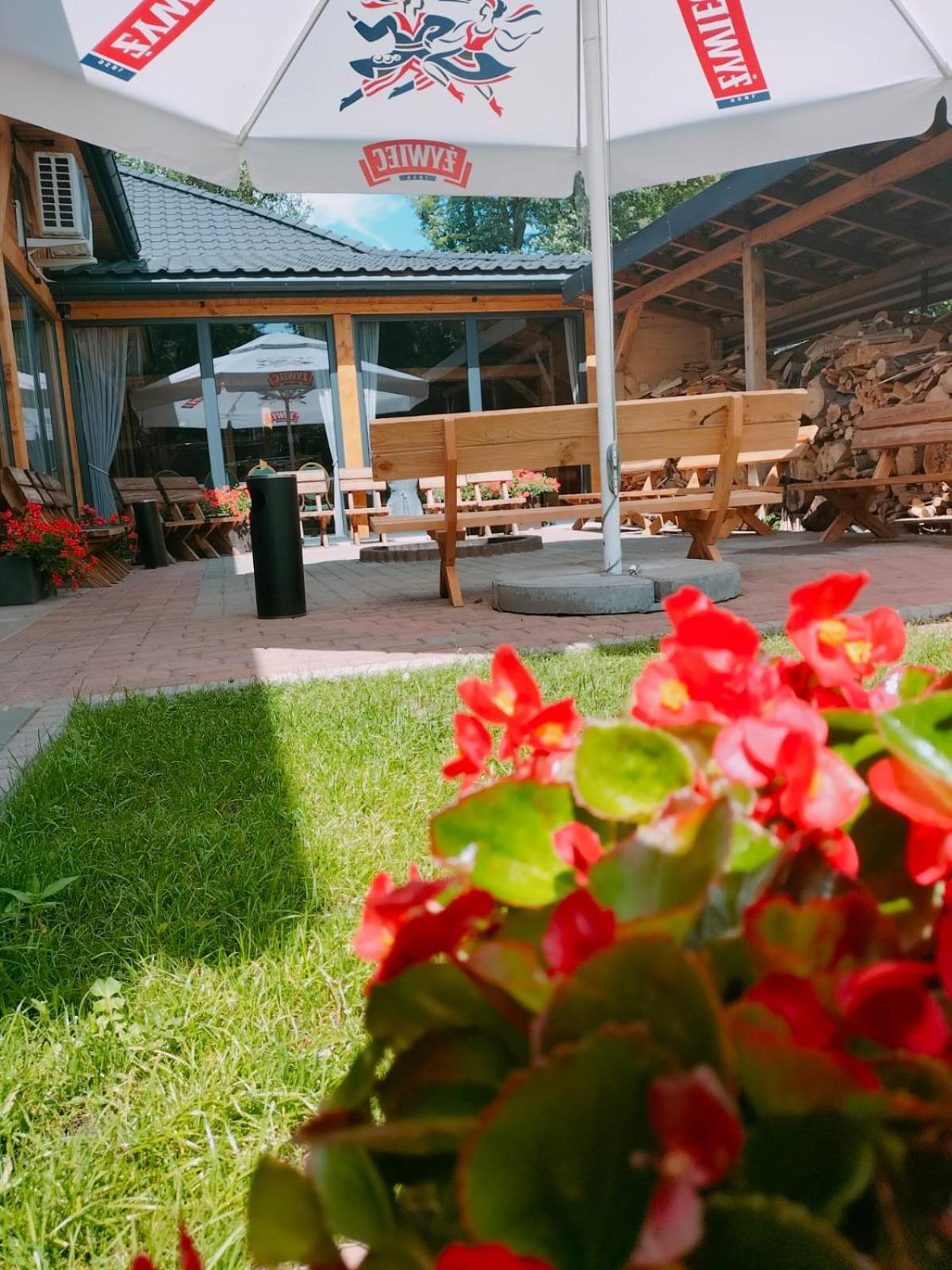 Tailor Hotel Sport & Conference Моронг Екстериор снимка