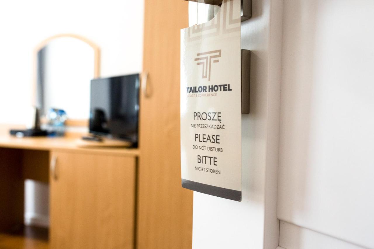 Tailor Hotel Sport & Conference Моронг Екстериор снимка