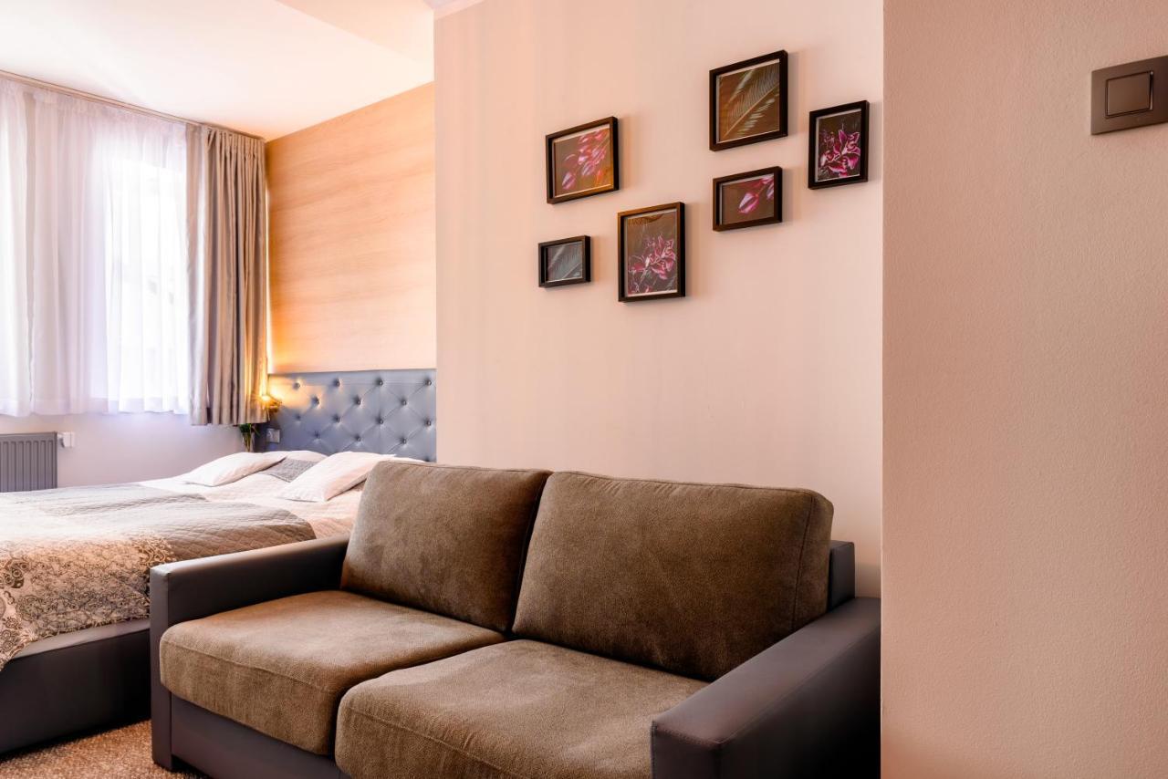 Tailor Hotel Sport & Conference Моронг Екстериор снимка