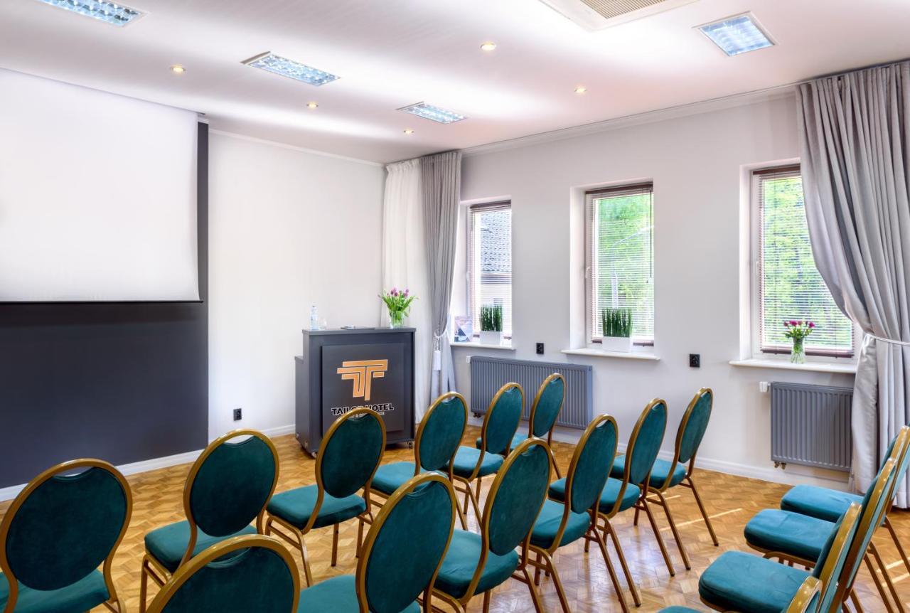 Tailor Hotel Sport & Conference Моронг Екстериор снимка