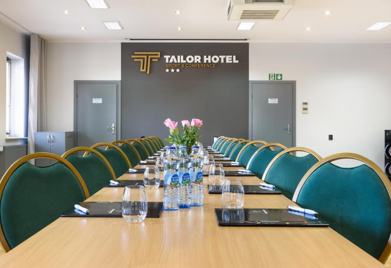 Tailor Hotel Sport & Conference Моронг Екстериор снимка